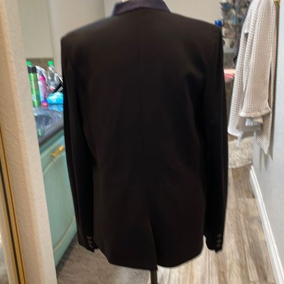 Bailey, 44 new with tags blazer, black with blue trim size large - Picture 2 of 10
